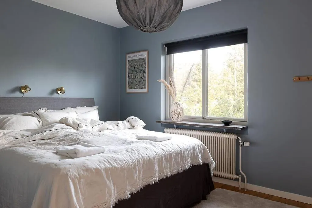 Stor Villa Naera Till Centrala Stockholm