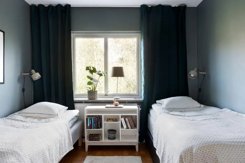 Stor Villa Naera Till Centrala Stockholm 0*,  Švédsko