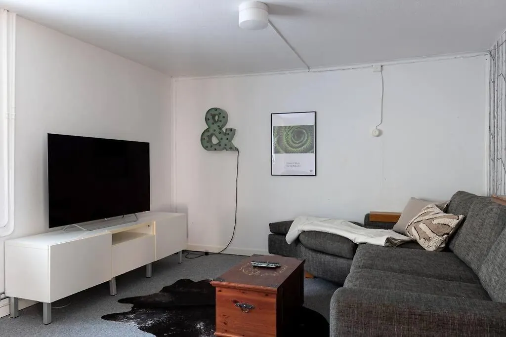 Stor Villa Naera Till Centrala Stockholm